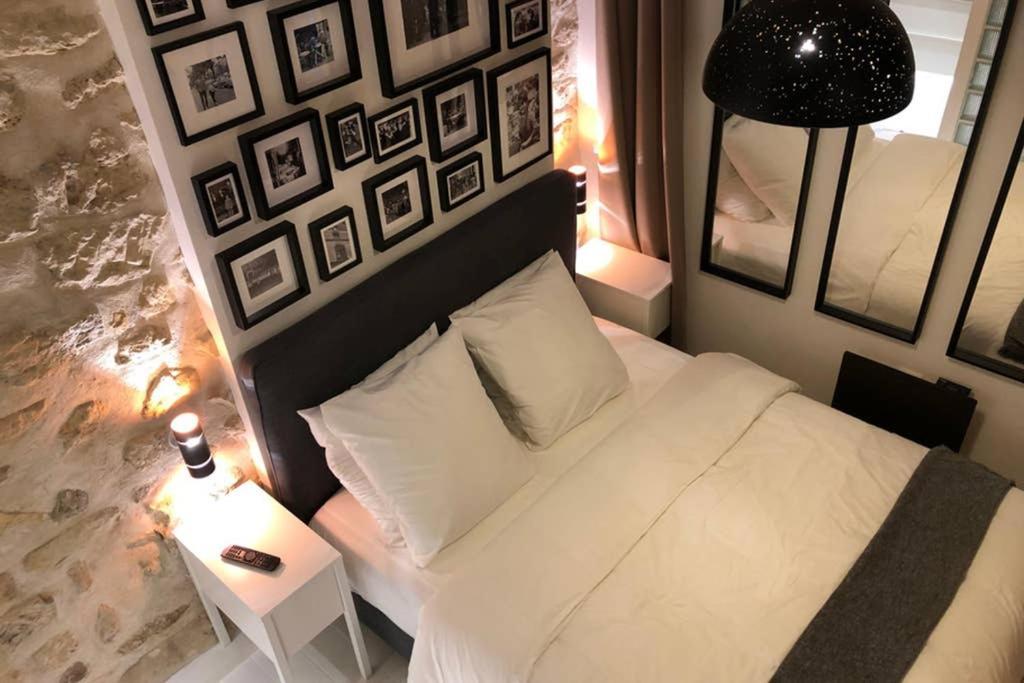 パリLoft Nazareth Quartier Du Maraisアパートメント エクステリア 写真